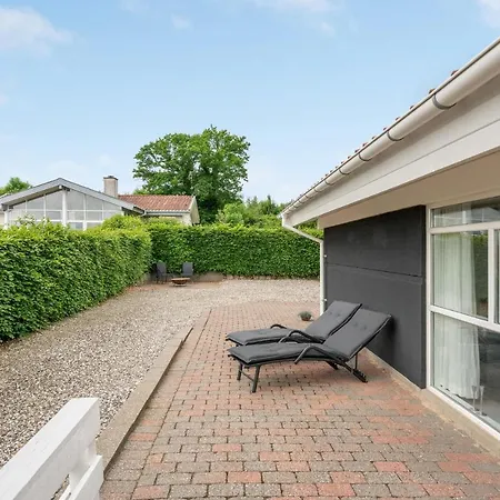 Beautiful In With House Sea View *