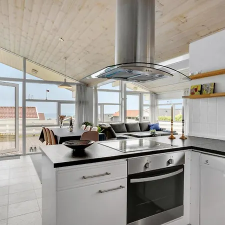 بيت للعطل Cozy In With House Sea View