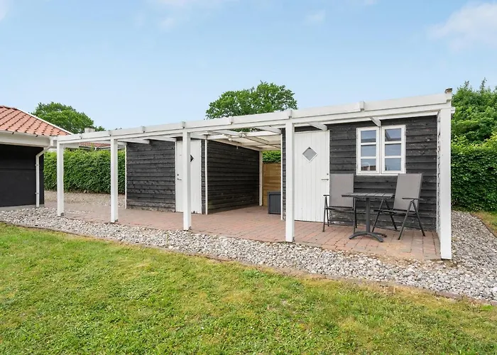 Nyaraló Cozy In With House Sea View